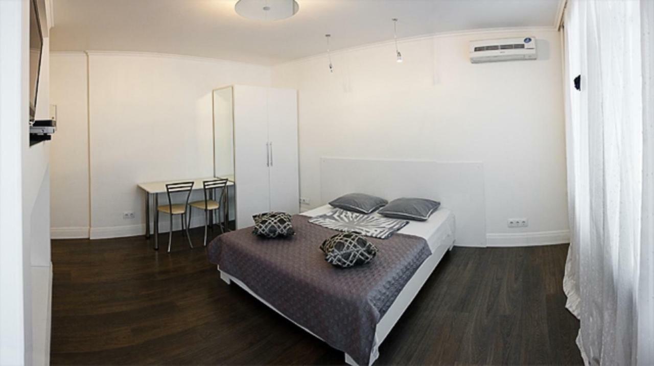 Great Studio Near The Pechersk Kijów Zewnętrze zdjęcie